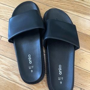 Black Anko slides size 9